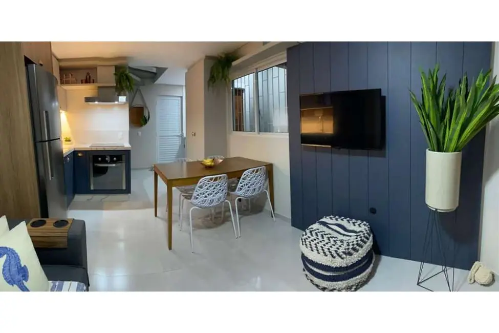 Foto 1 de Casa com 2 quartos à venda, 68m2 em Palhoca - SC