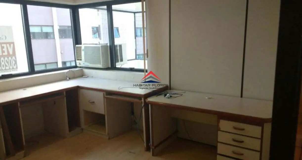 Foto 6 de Sala Comercial à venda, 61m2 em Centro, Florianopolis - SC