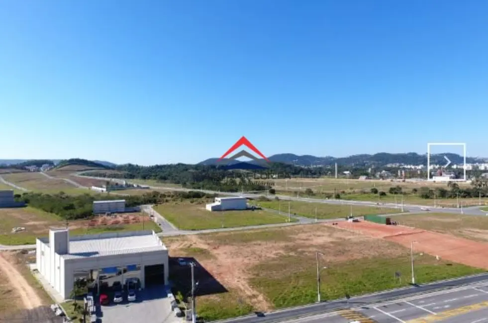 Foto 1 de Terreno / Lote à venda, 368m2 em Sao Jose - SC