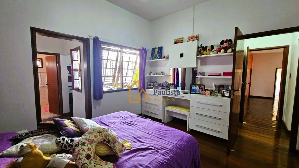 Foto 9 de Casa com 3 quartos à venda e para alugar, 497m2 em Cachoeira Paulista - SP