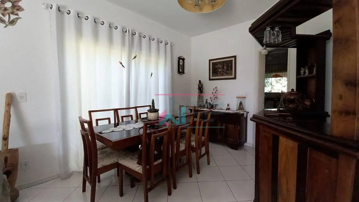 Foto 6 de Casa com 3 quartos à venda, 365m2 em Cachoeira Paulista - SP