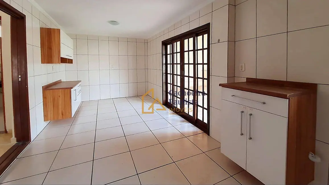 Foto 8 de Casa com 3 quartos à venda, 360m2 em Cachoeira Paulista - SP