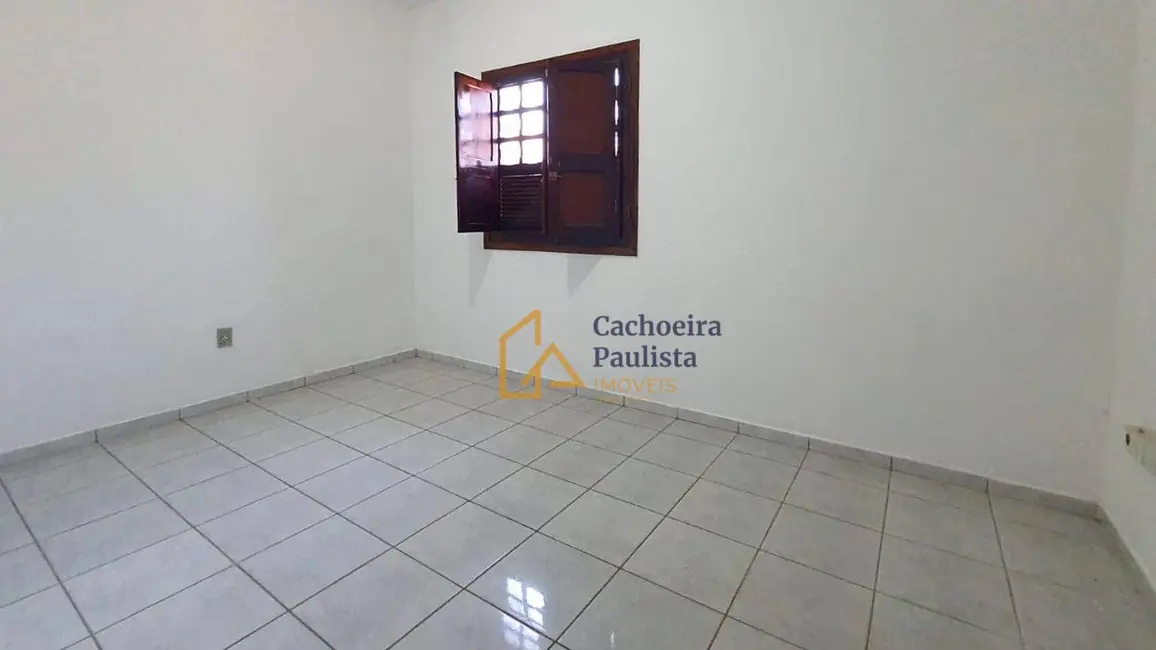 Foto 8 de Casa com 3 quartos à venda, 300m2 em Cachoeira Paulista - SP