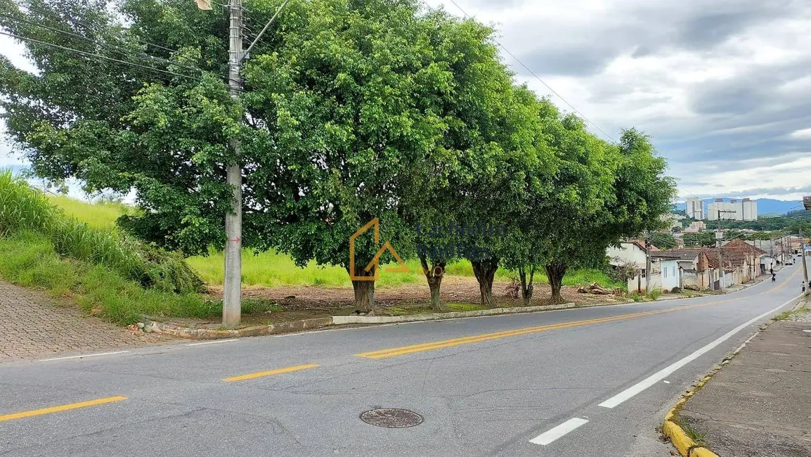 Foto 2 de Terreno / Lote à venda, 300m2 em Cachoeira Paulista - SP