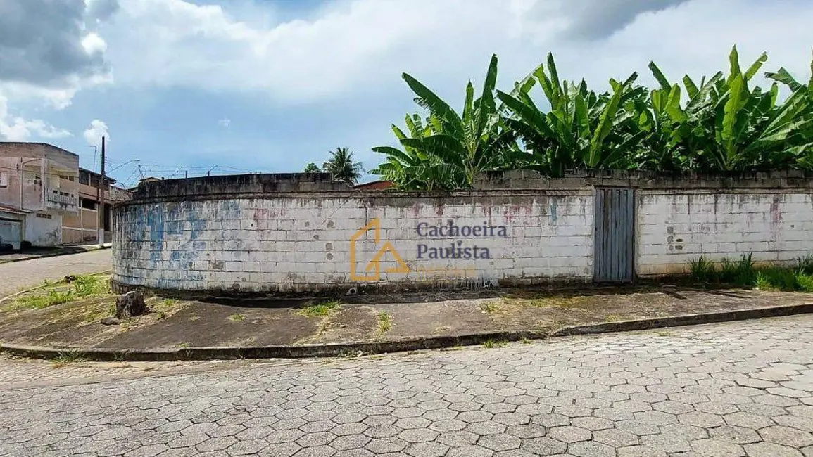 Foto 1 de Terreno / Lote à venda, 221m2 em Cachoeira Paulista - SP