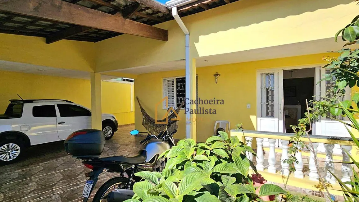 Foto 2 de Casa com 7 quartos à venda, 300m2 em Cachoeira Paulista - SP