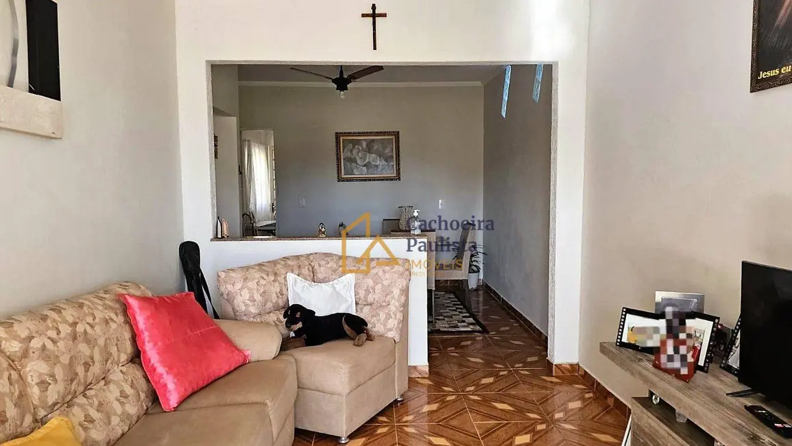 Foto 5 de Casa com 7 quartos à venda, 300m2 em Cachoeira Paulista - SP