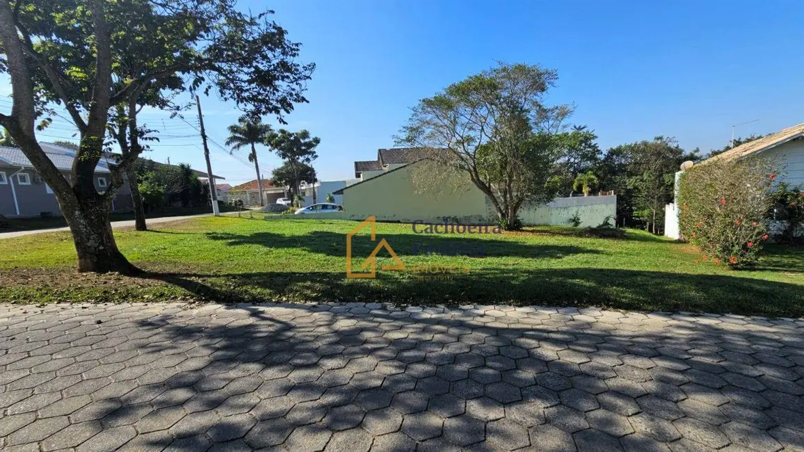 Foto 2 de Terreno / Lote à venda, 574m2 em Cachoeira Paulista - SP