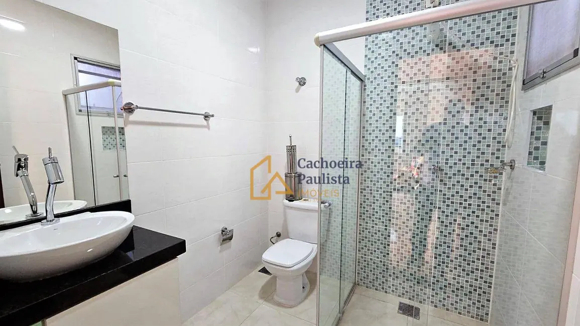 Foto 8 de Casa com 3 quartos à venda, 250m2 em Cachoeira Paulista - SP