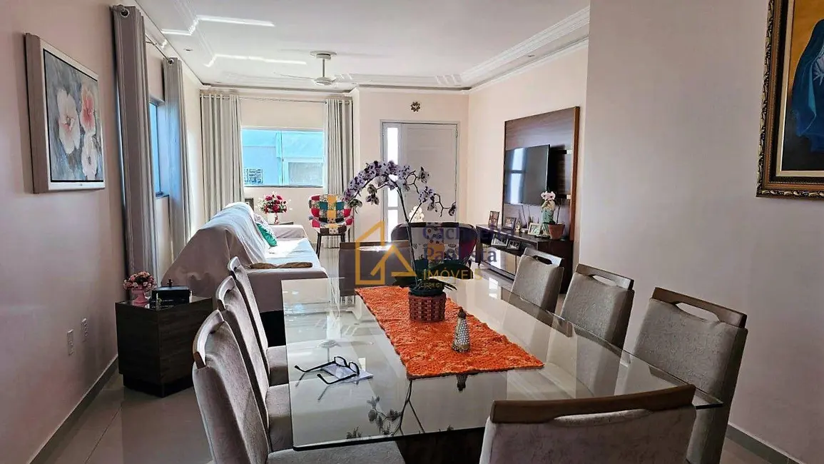 Foto 4 de Casa com 3 quartos à venda, 250m2 em Cachoeira Paulista - SP