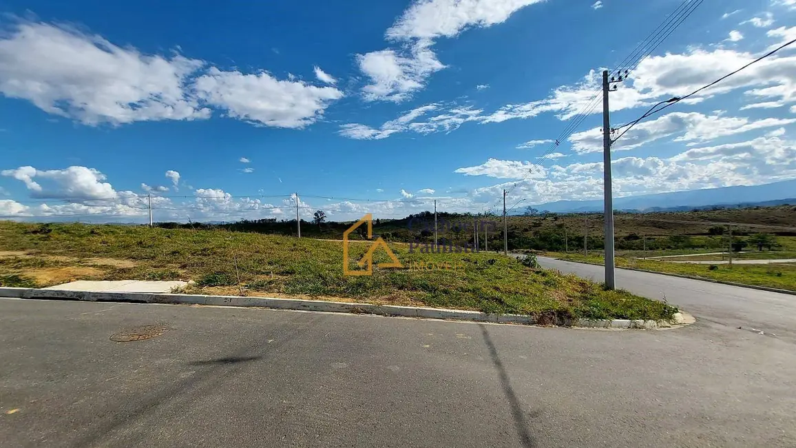 Foto 2 de Terreno / Lote à venda, 293m2 em Cachoeira Paulista - SP