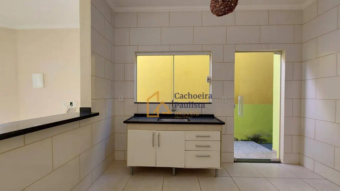 Foto 9 de Casa com 2 quartos à venda, 125m2 em Cachoeira Paulista - SP