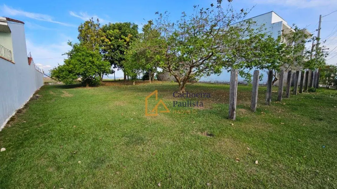 Foto 1 de Terreno / Lote à venda, 500m2 em Cachoeira Paulista - SP