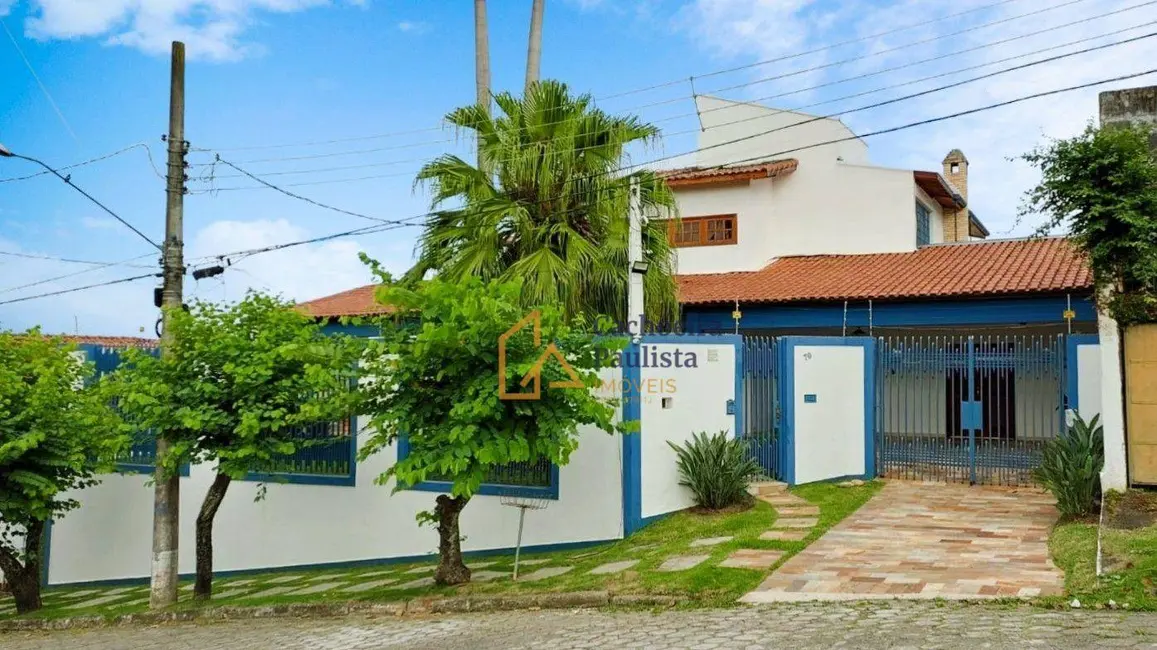 Foto 1 de Casa com 4 quartos à venda, 600m2 em Cachoeira Paulista - SP