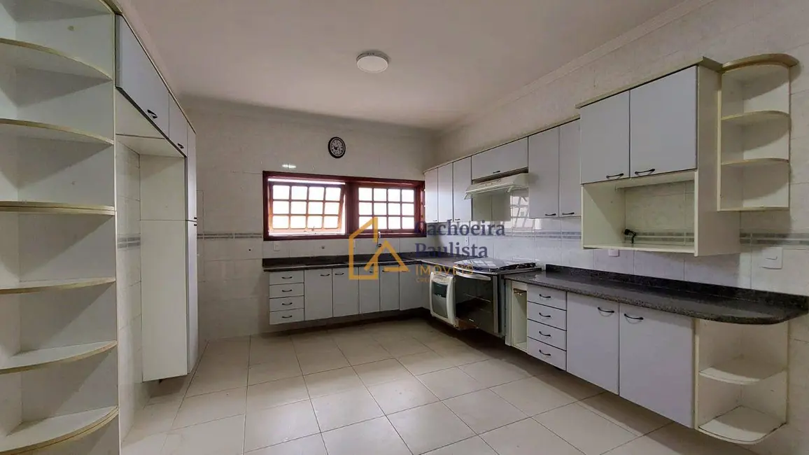 Foto 9 de Casa com 4 quartos à venda, 600m2 em Cachoeira Paulista - SP