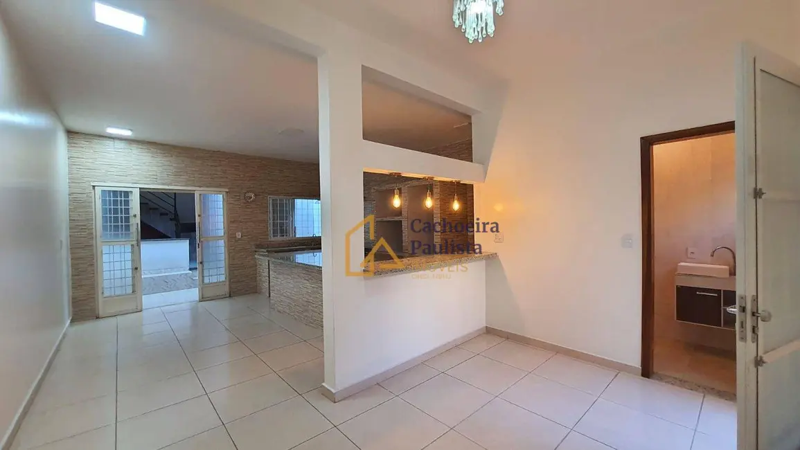 Foto 5 de Casa com 2 quartos à venda, 262m2 em Cachoeira Paulista - SP