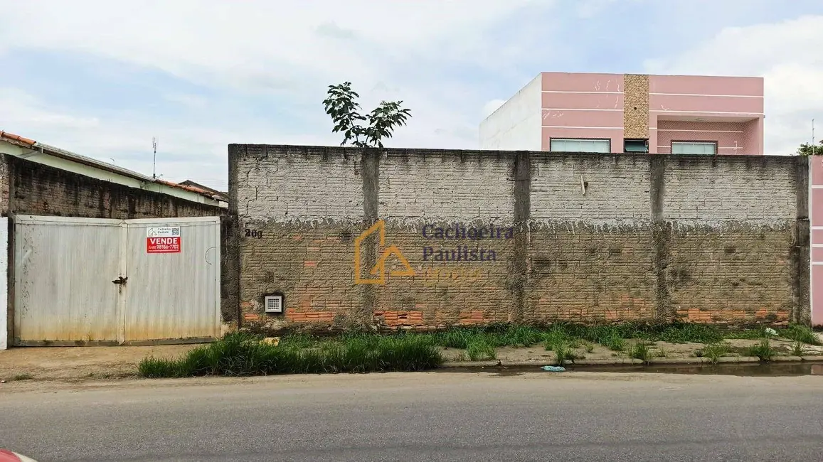 Foto 1 de Terreno / Lote à venda, 334m2 em Cachoeira Paulista - SP