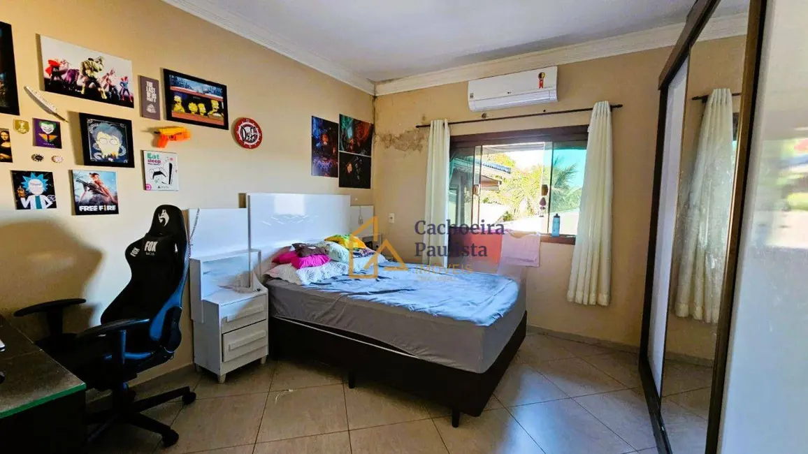 Foto 8 de Casa com 5 quartos à venda, 500m2 em Cachoeira Paulista - SP