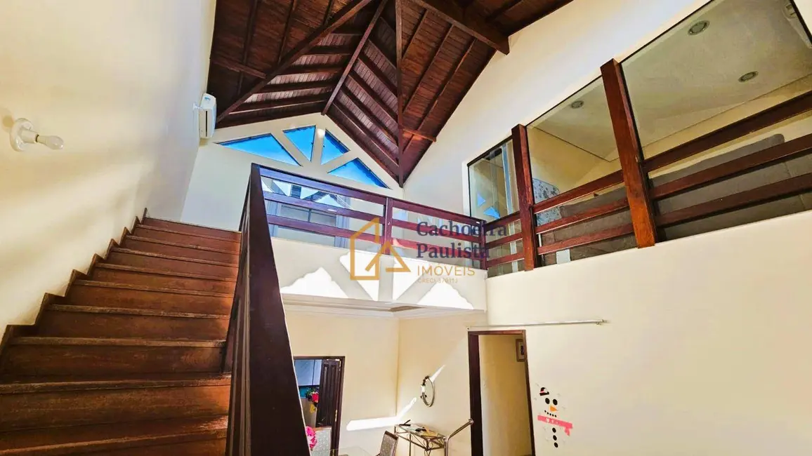 Foto 5 de Casa com 5 quartos à venda, 500m2 em Cachoeira Paulista - SP