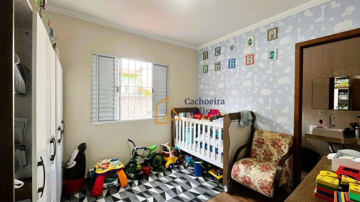 Foto 8 de Casa com 2 quartos à venda, 125m2 em Cachoeira Paulista - SP