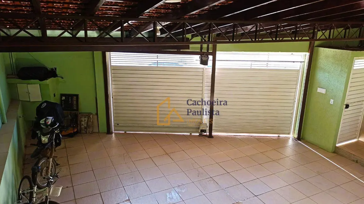 Foto 2 de Casa com 3 quartos à venda, 321m2 em Cachoeira Paulista - SP