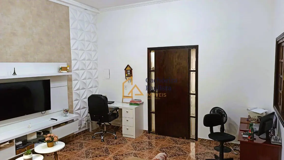 Foto 6 de Casa com 3 quartos à venda, 321m2 em Cachoeira Paulista - SP