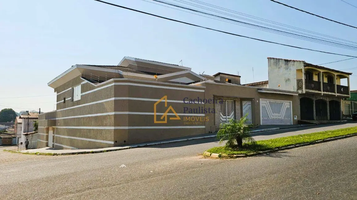 Foto 1 de Casa com 4 quartos à venda, 600m2 em Cachoeira Paulista - SP