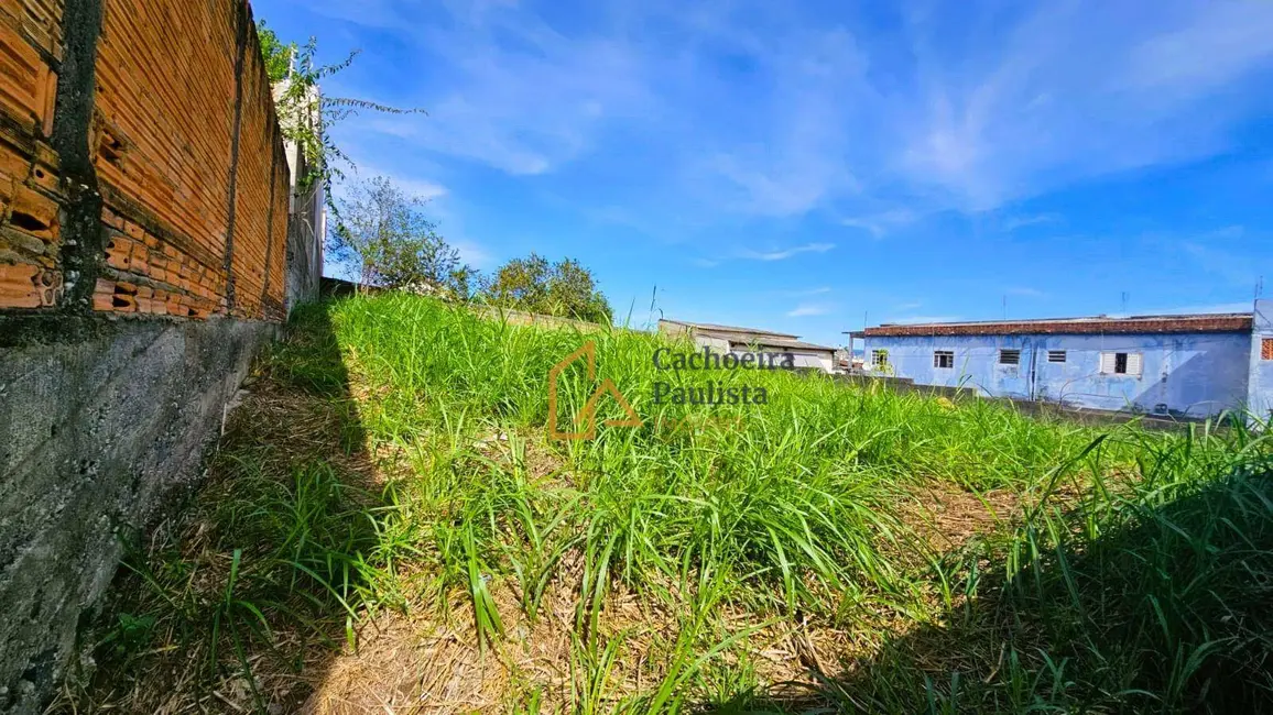 Foto 4 de Terreno / Lote à venda, 305m2 em Cachoeira Paulista - SP