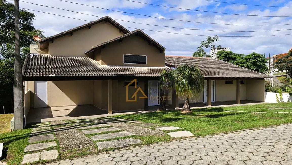 Foto 2 de Casa de Condomínio com 4 quartos à venda, 566m2 em Cachoeira Paulista - SP