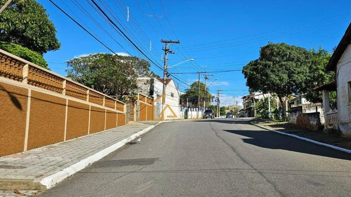 Foto 3 de Casa com 3 quartos à venda, 238m2 em Centro, Cachoeira Paulista - SP