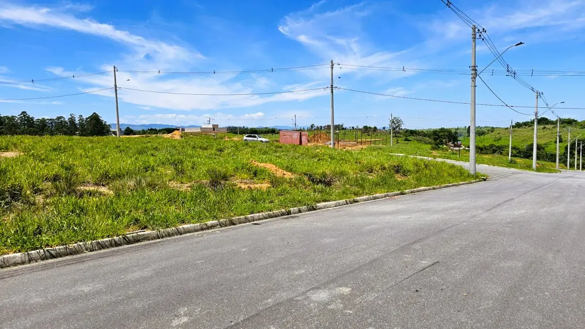 Foto 3 de Terreno / Lote à venda, 240m2 em Cachoeira Paulista - SP