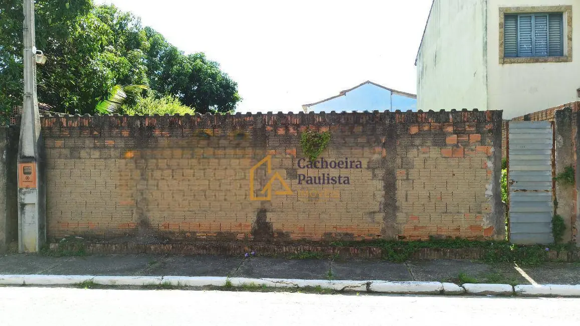 Foto 1 de Terreno / Lote à venda, 250m2 em Centro, Cachoeira Paulista - SP