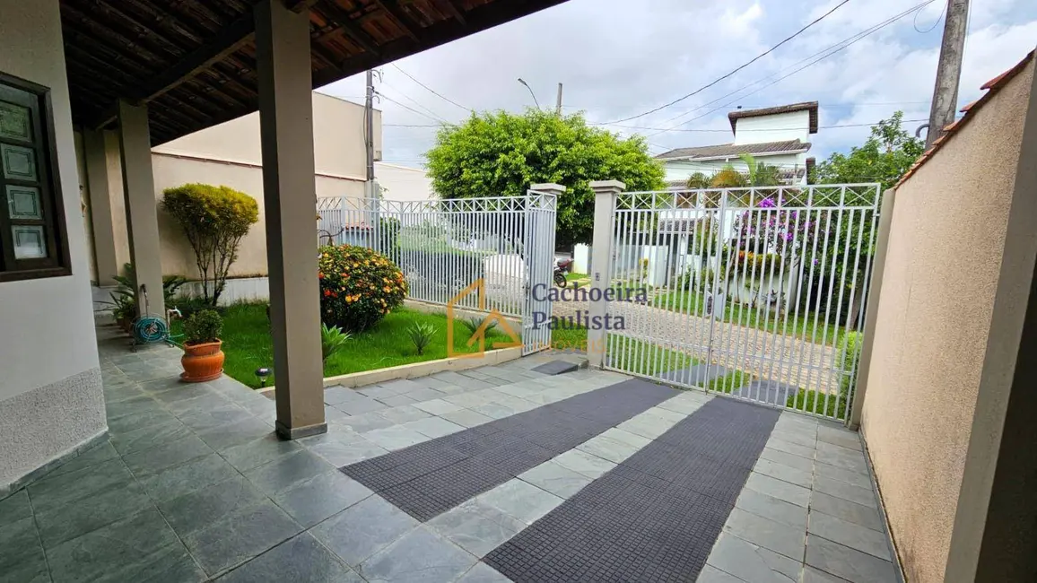 Foto 3 de Casa de Condomínio com 3 quartos à venda, 250m2 em Cachoeira Paulista - SP