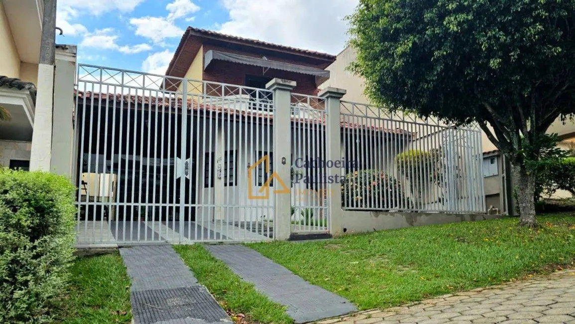 Foto 1 de Casa de Condomínio com 3 quartos à venda, 250m2 em Cachoeira Paulista - SP