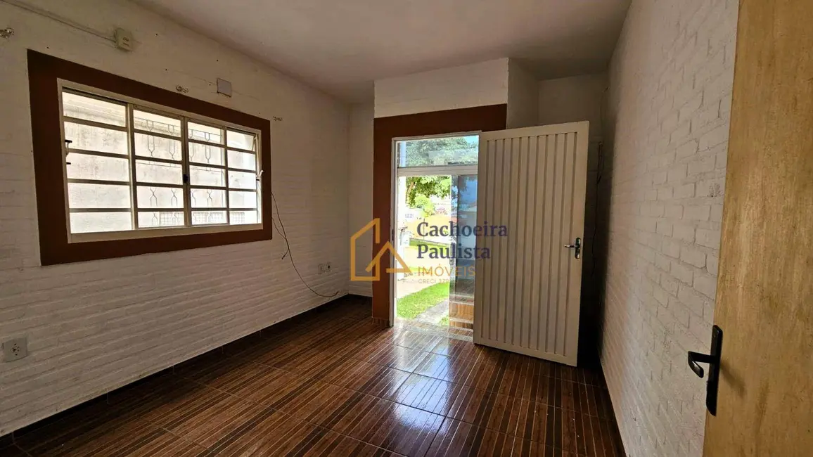 Foto 2 de Casa de Condomínio com 4 quartos à venda, 250m2 em Cachoeira Paulista - SP
