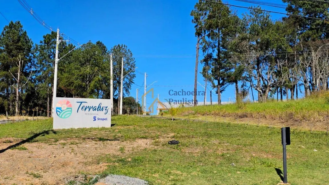 Foto 2 de Terreno / Lote à venda, 256m2 em Cachoeira Paulista - SP