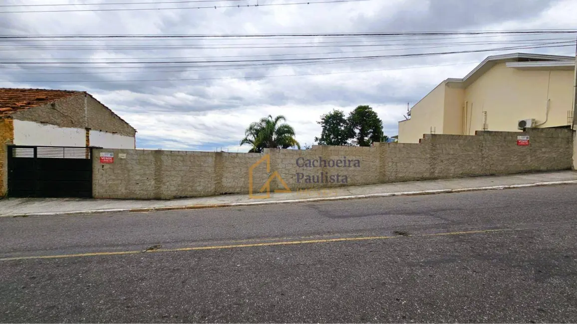 Foto 1 de Terreno / Lote à venda, 424m2 em Cachoeira Paulista - SP