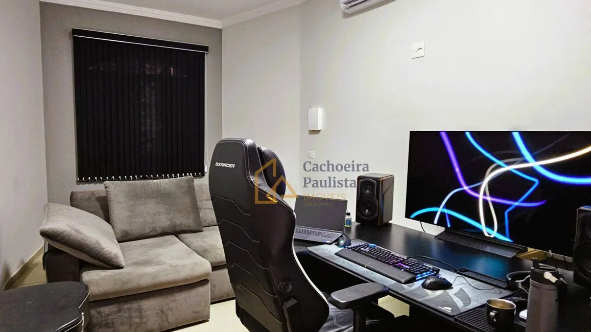 Foto 7 de Casa com 3 quartos à venda, 300m2 em Cachoeira Paulista - SP