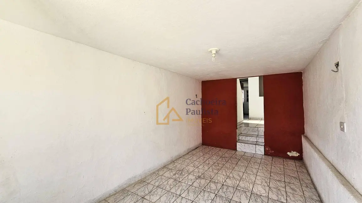 Foto 2 de Casa com 2 quartos à venda e para alugar, 128m2 em Cachoeira Paulista - SP