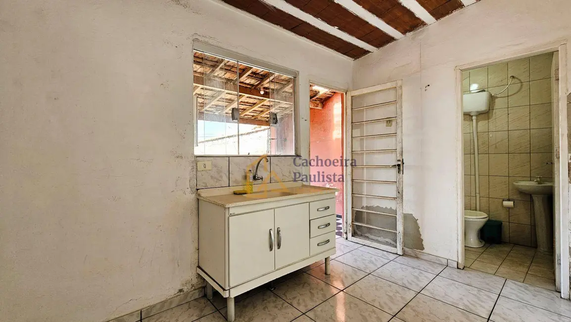 Foto 4 de Casa com 2 quartos à venda e para alugar, 128m2 em Cachoeira Paulista - SP