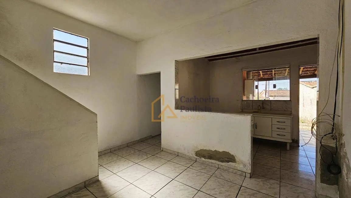 Foto 3 de Casa com 2 quartos à venda e para alugar, 128m2 em Cachoeira Paulista - SP