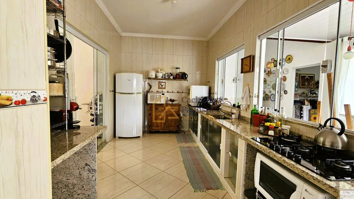 Foto 6 de Casa com 2 quartos à venda, 250m2 em Cachoeira Paulista - SP