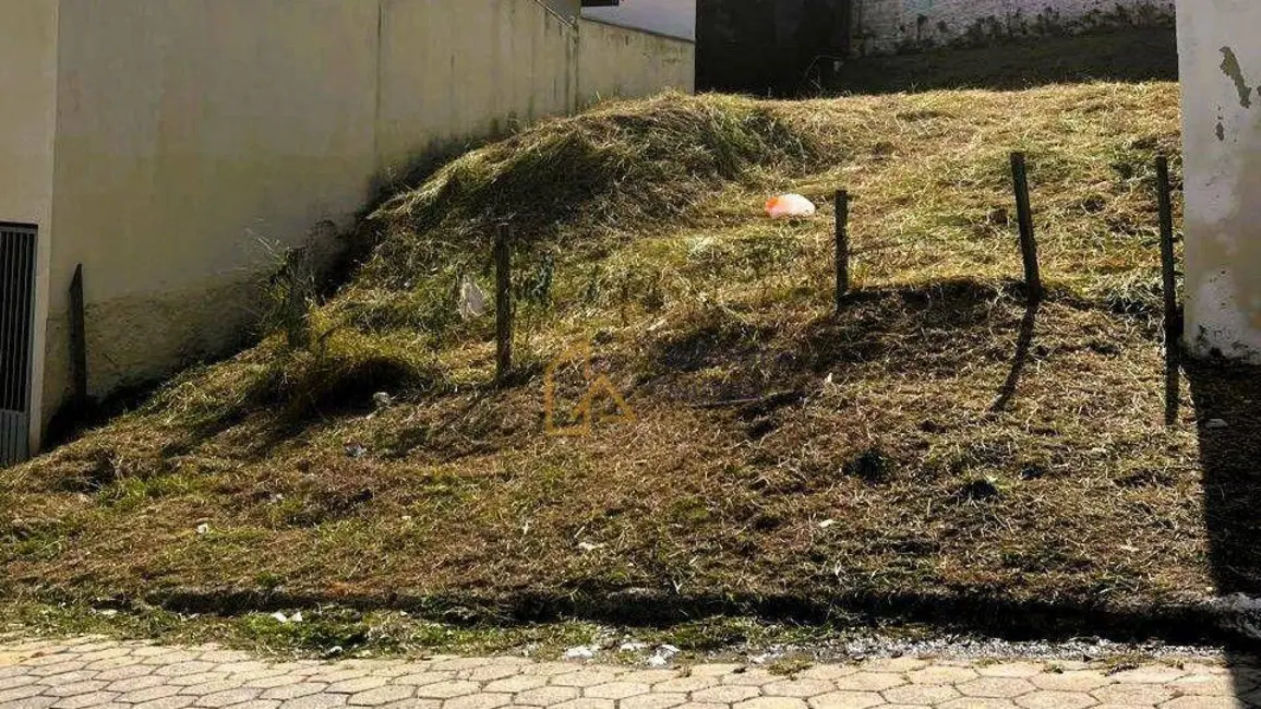 Foto 2 de Terreno / Lote à venda, 250m2 em Cachoeira Paulista - SP