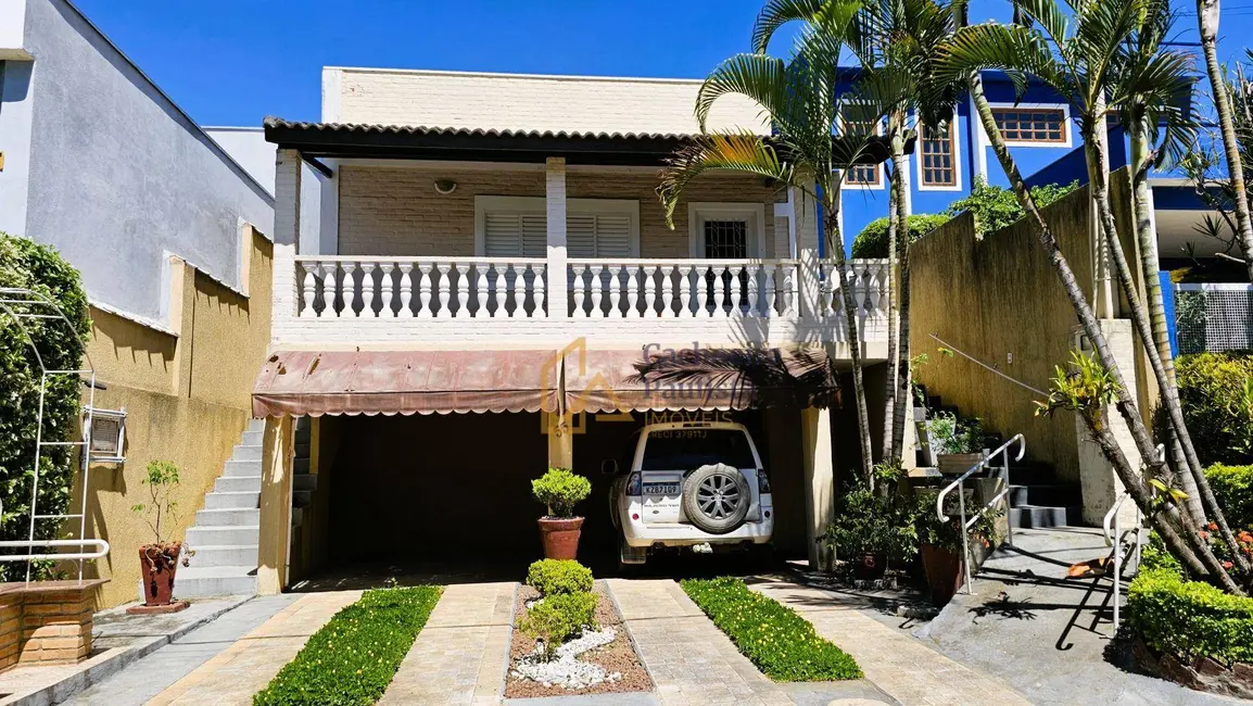 Foto 1 de Casa de Condomínio com 2 quartos à venda, 250m2 em Cachoeira Paulista - SP