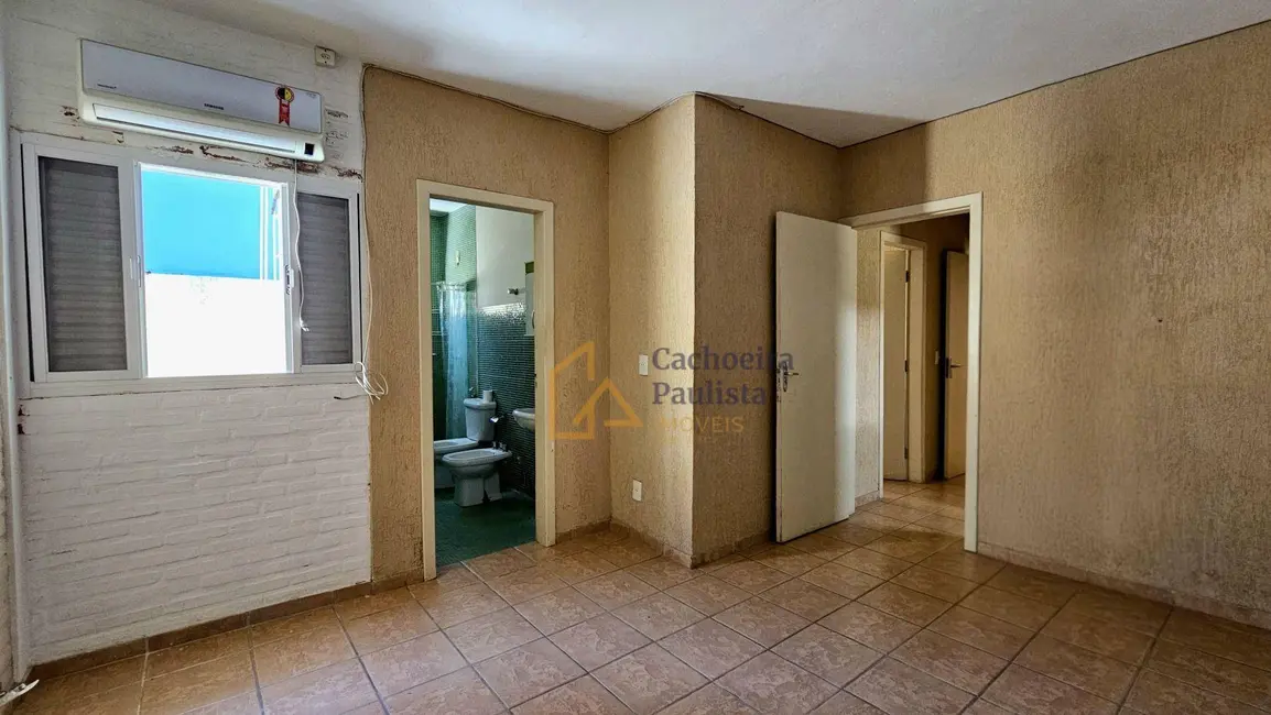 Foto 9 de Casa de Condomínio com 2 quartos à venda, 250m2 em Cachoeira Paulista - SP