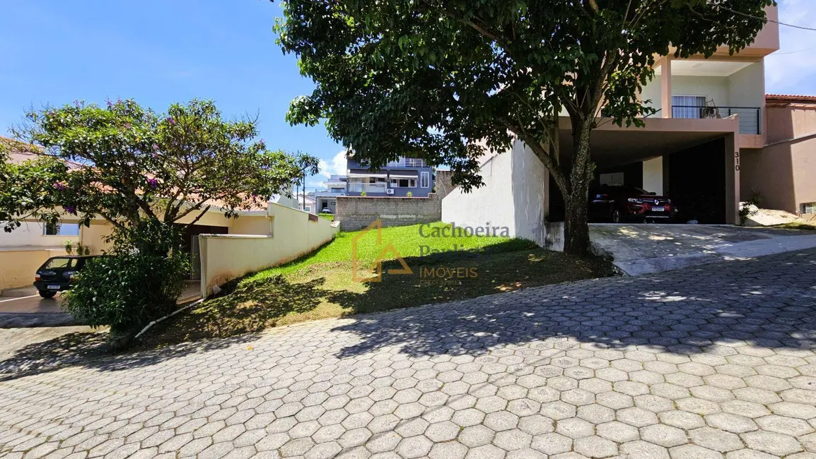 Foto 2 de Terreno / Lote à venda, 250m2 em Cachoeira Paulista - SP
