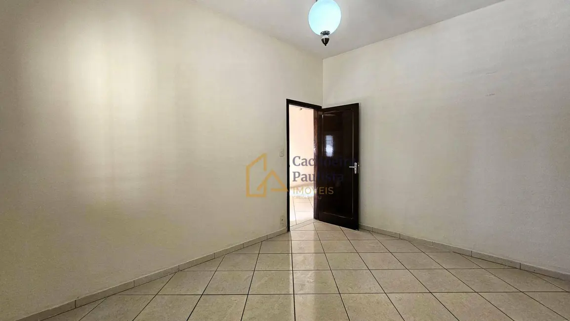 Foto 6 de Casa com 3 quartos à venda, 298m2 em Centro, Cachoeira Paulista - SP