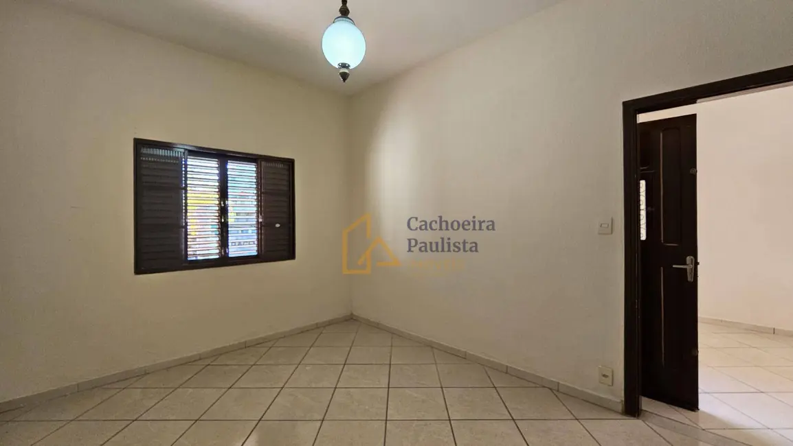 Foto 5 de Casa com 3 quartos à venda, 298m2 em Centro, Cachoeira Paulista - SP