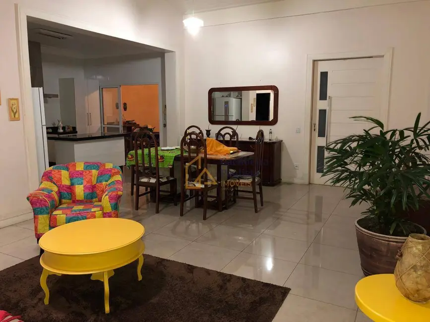 Foto 4 de Casa com 3 quartos à venda, 220m2 em Cachoeira Paulista - SP