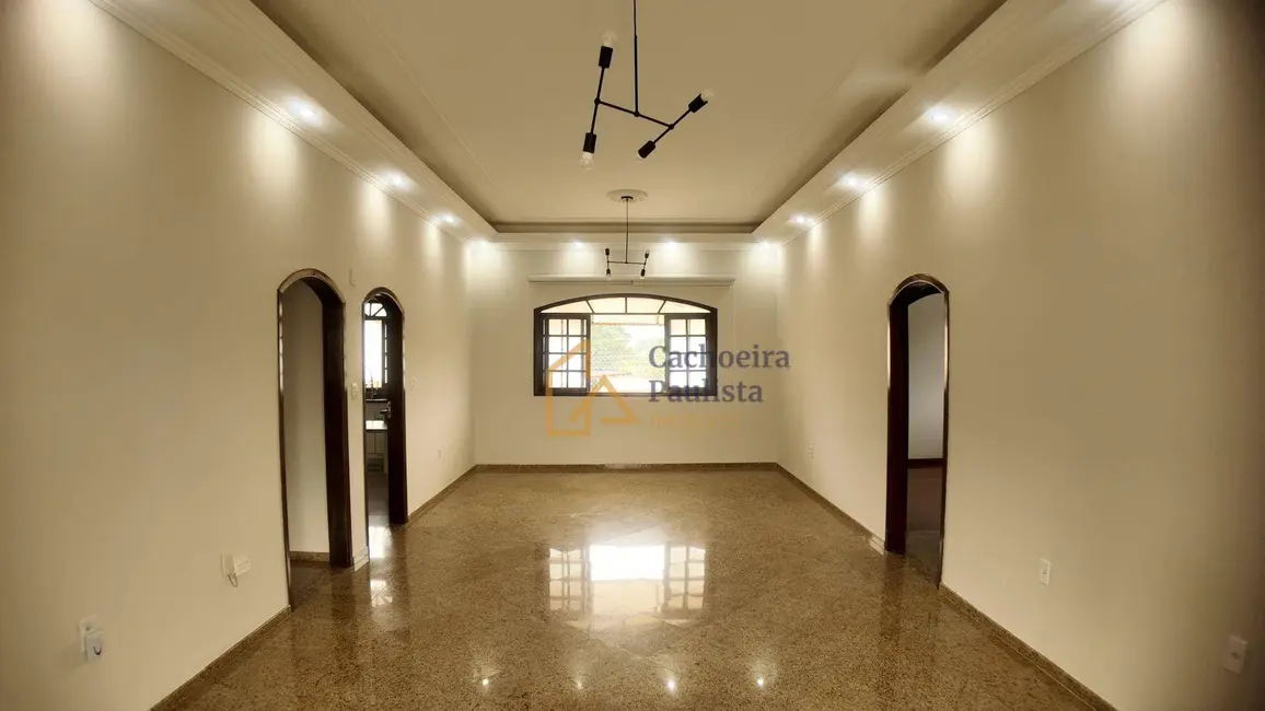 Foto 4 de Casa com 4 quartos à venda, 268m2 em Cachoeira Paulista - SP